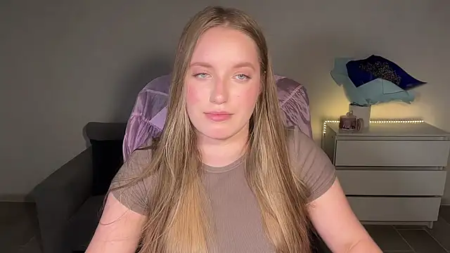 EvaMaddison webcam