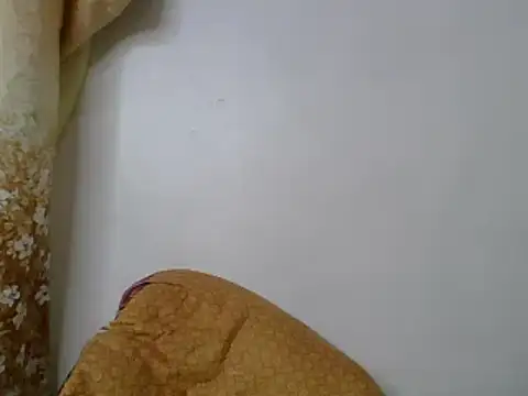 cum_queen254 webcam