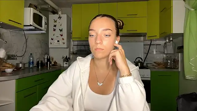 TanyaSavela webcam