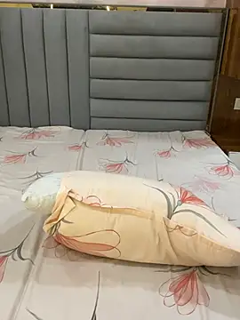 YoursAnny_cams