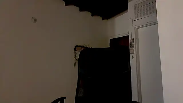 MarcellaGriffin webcam