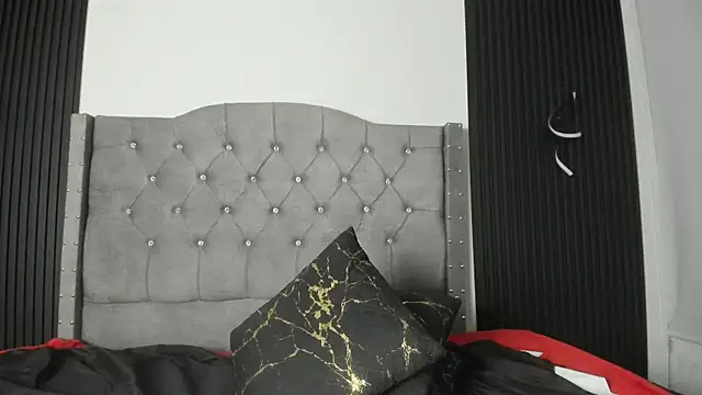 Dannae_Lux webcam
