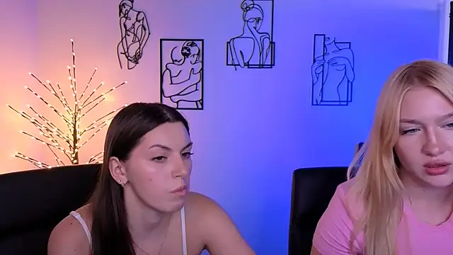 playful_sophie webcam