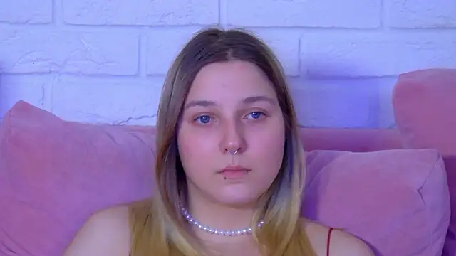 TinnaBurton webcam