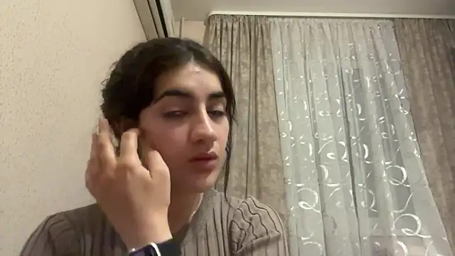 Ledi_Asthik