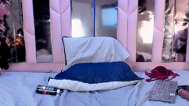 Lilymonroe01 webcam