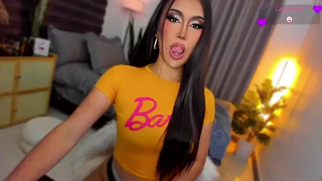 UrSluttyGoddess webcam
