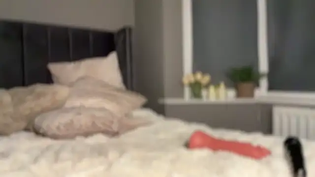 MrsCharlottFox webcam