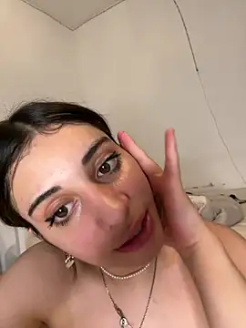 bellefleurrr webcam