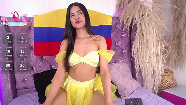 Violet_Collins1 webcam