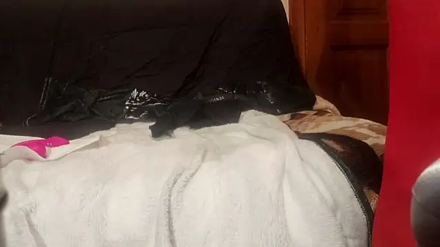 EscapedSibilant webcam