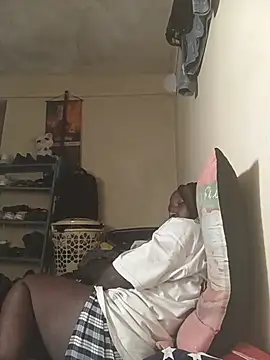 Emmashir1 webcam