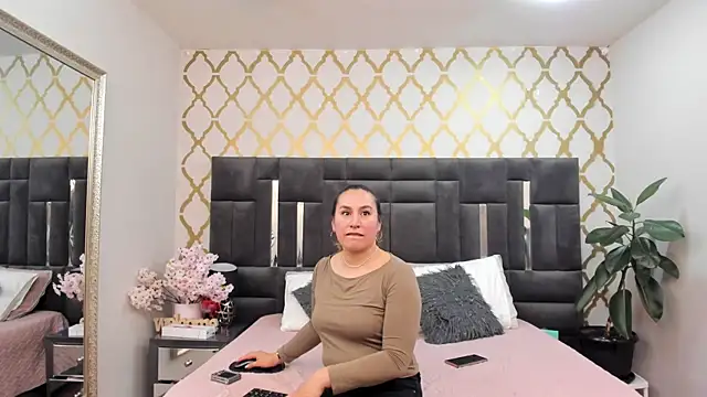 Layla_Sia webcam