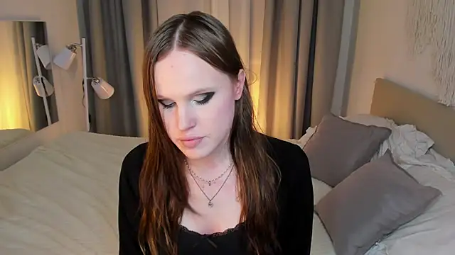 EffieMinki webcam