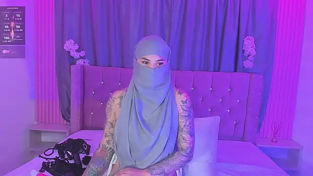 Nayla-Mouna webcam