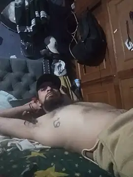 hairy_mannn webcam