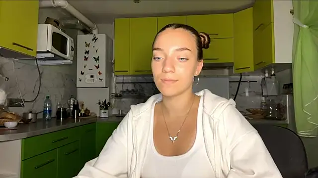 TanyaSavela webcam
