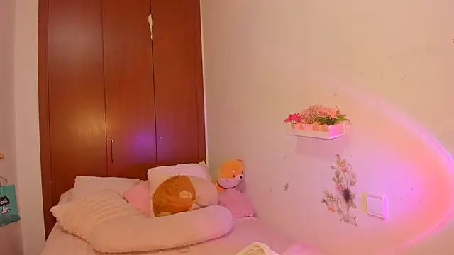 viioolleettaa webcam