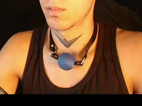 dark_men1 webcam