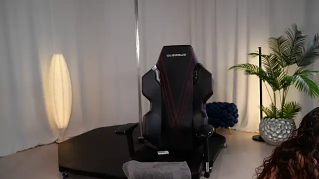 KittyCaitlin webcam