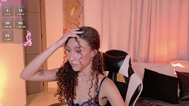 ChloeMoreti webcam