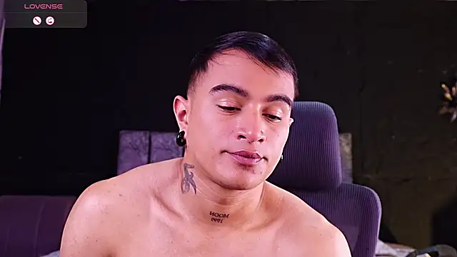 LiamDeep webcam
