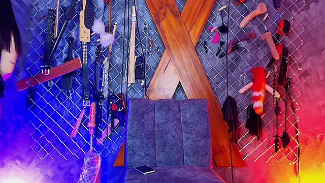 Mistress_lexi_bdsm live sex cam