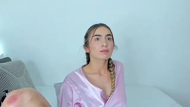 im_sarah34 webcam