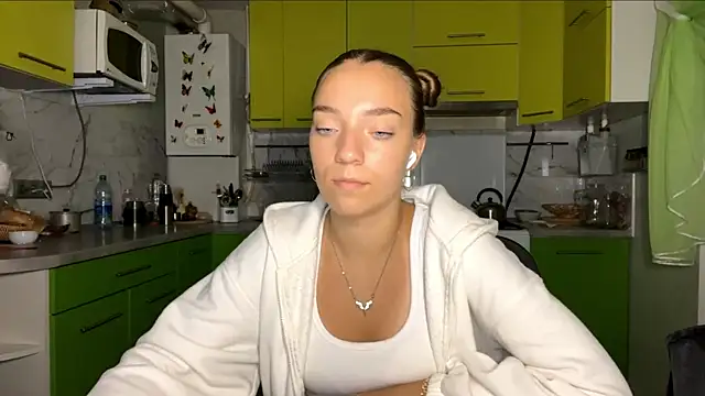 tanyasavela - TanyaSavela's free webcam - UK Sex Cams