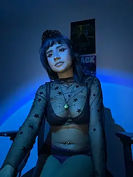 Effy_Ston