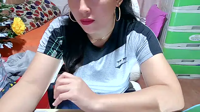Filipina_Desire webcam