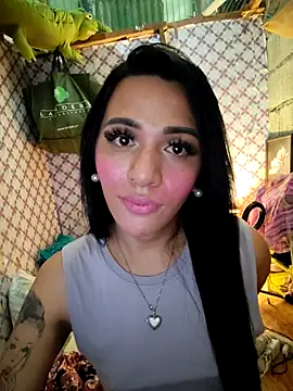 Yourbabyshane live sex cam