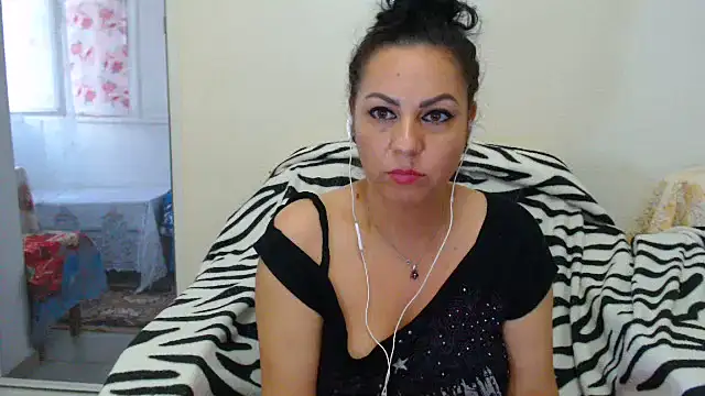 MissElla webcam