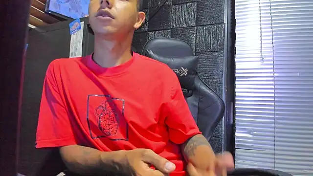 boy_bigcock24cm webcam