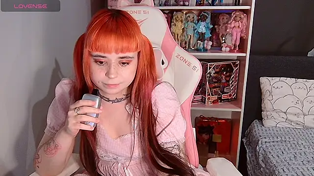 Naomi_Storm