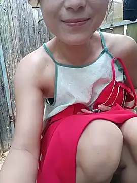 Linda-yiyi webcam