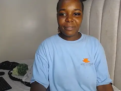 prettty_kemmy webcam