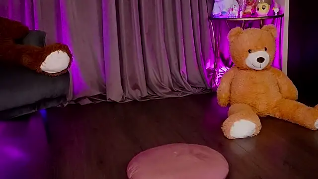 ZariaaVera webcam