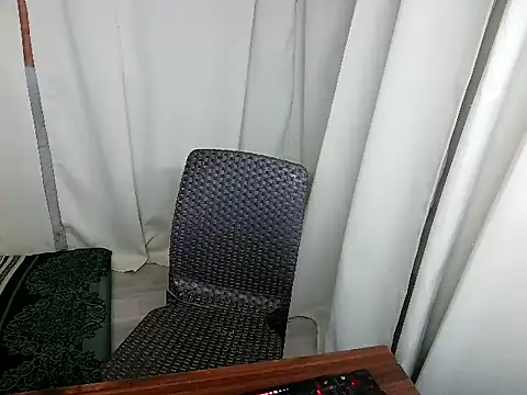 Black_novaaa webcam