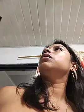 AngelicaStorms webcam