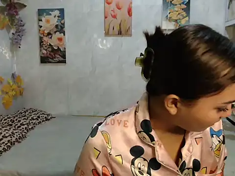 ur_asiankat webcam
