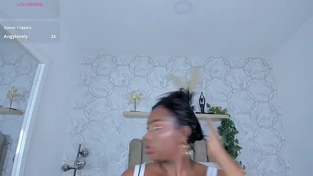 huge_boobs_ebony_ webcam