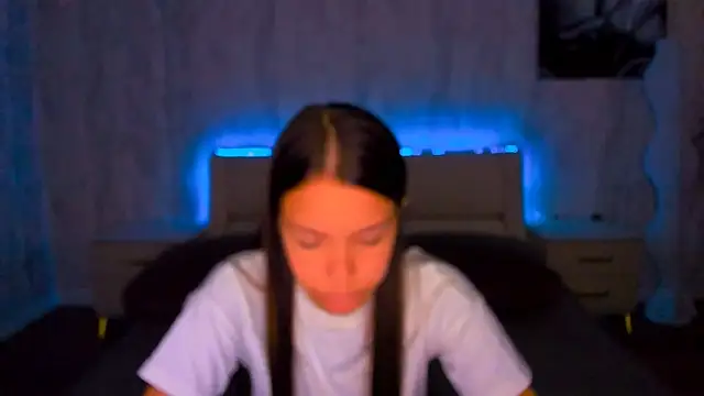 AlexaBarkley webcam