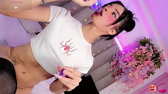 Nina_Keyli webcam