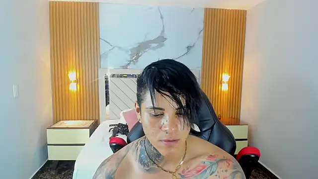KAROLLJONES1 webcam