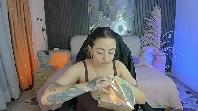 SarahCastro1_ webcam