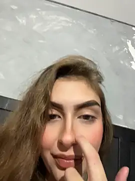 miiabellovic webcam