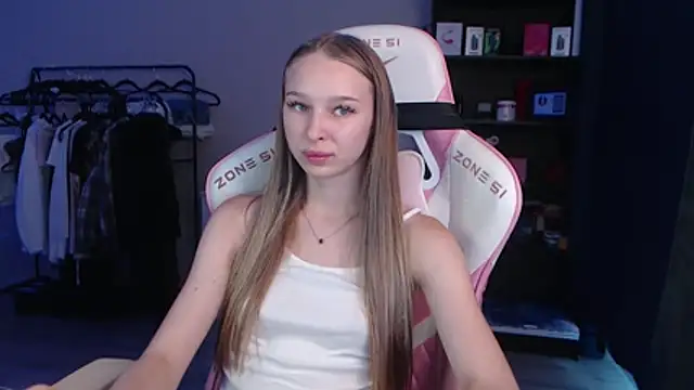 kitsune888 webcam