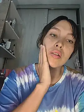 LinaEatCookies webcam