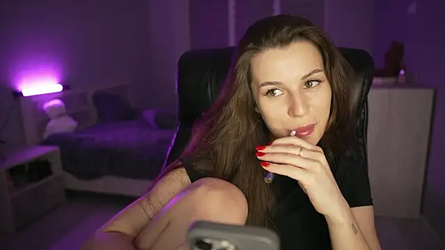 AlinaTease1 webcam